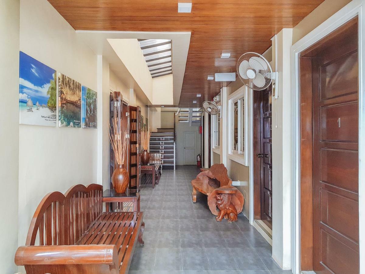 Reddoorz @ Caimito Drive Dampas Hotel Тагбиларан Сити Екстериор снимка